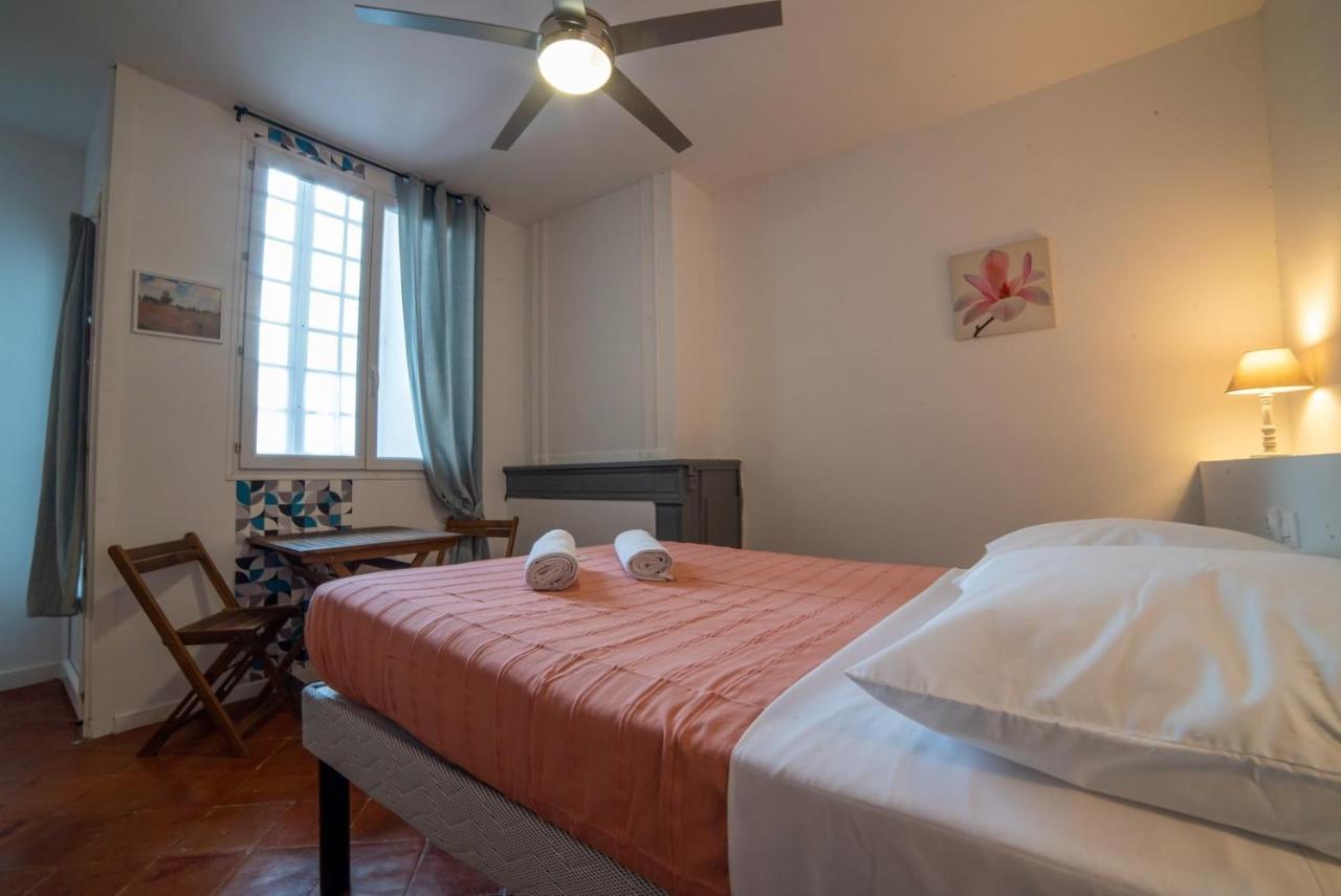 Etape Gimontoise 32 "Chambre Tout Confort" Eksteriør billede